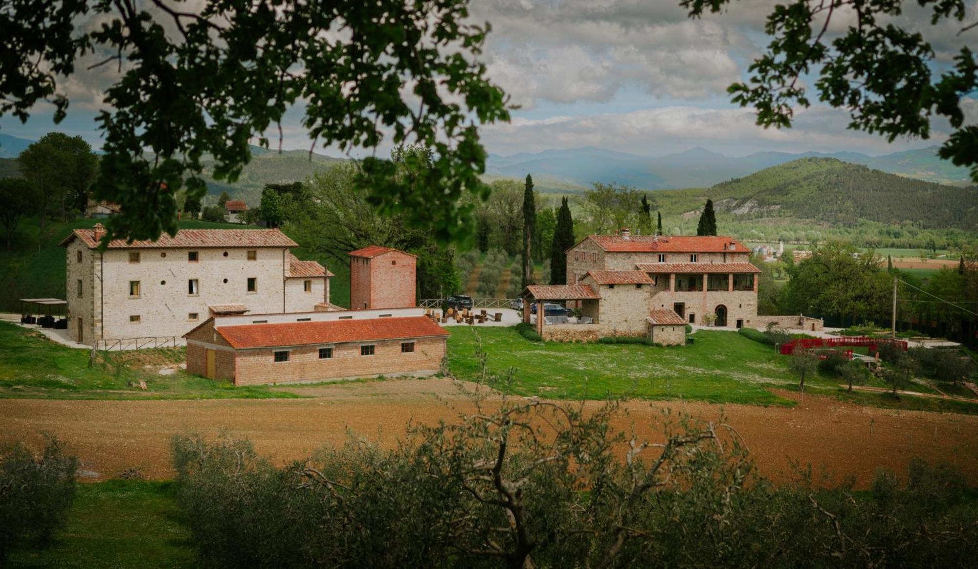 Agriturismo Podere Tovari Anghiari Luaran gambar