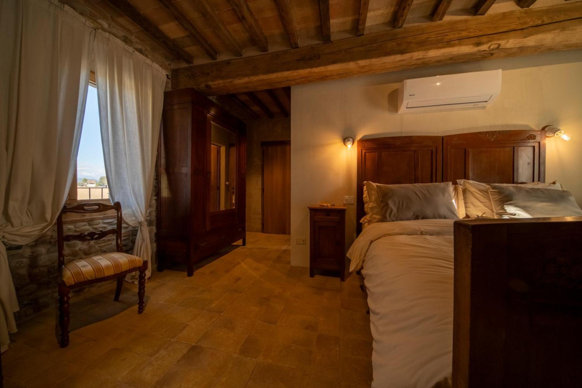 Agriturismo Podere Tovari Anghiari Luaran gambar