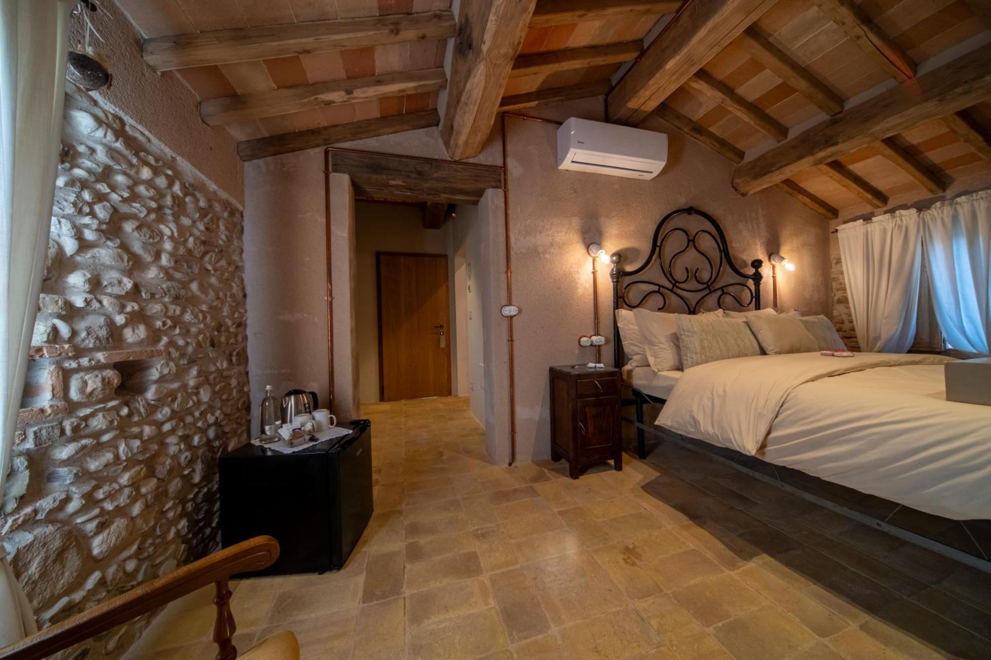 Agriturismo Podere Tovari Anghiari Luaran gambar