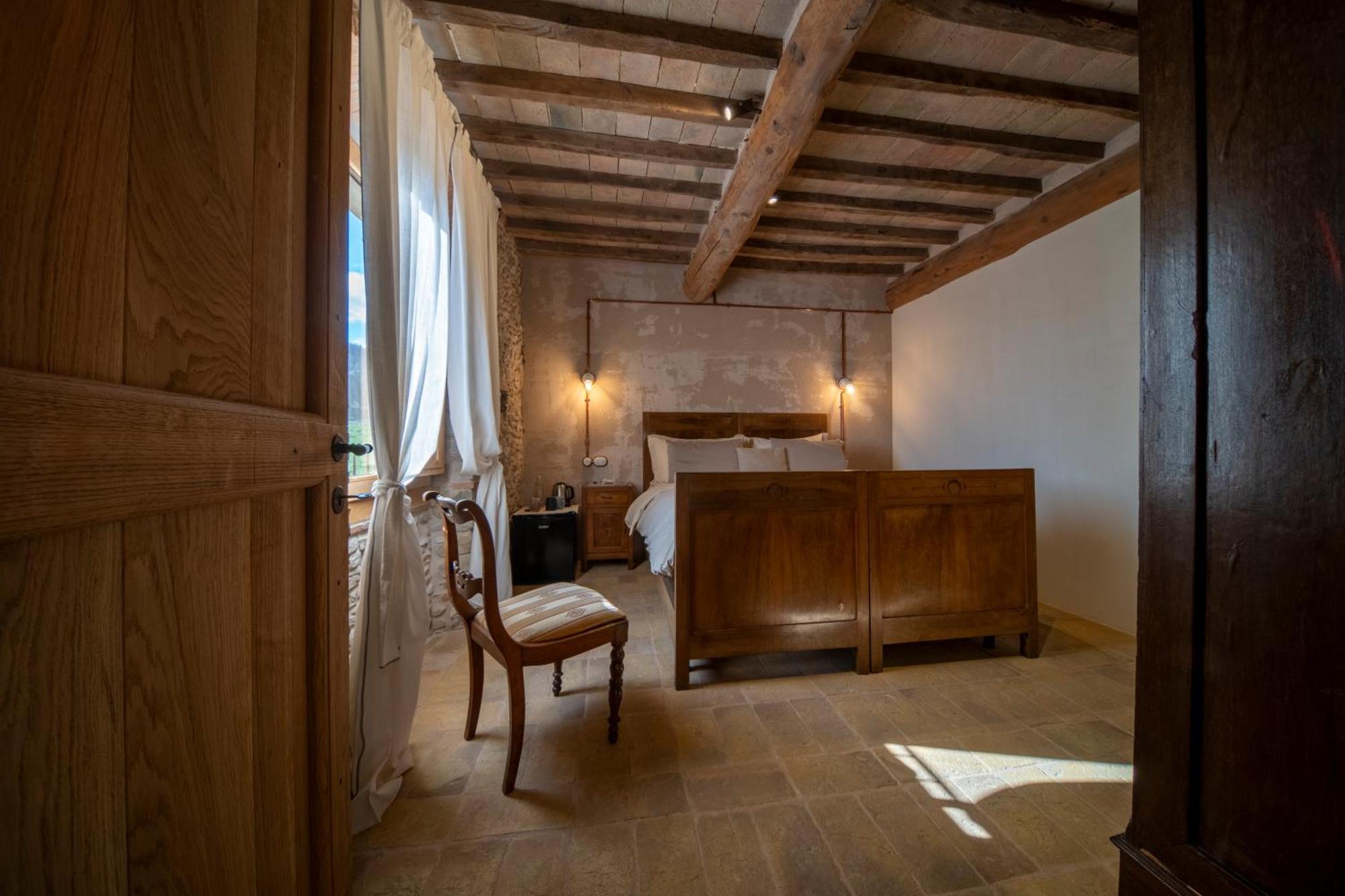 Agriturismo Podere Tovari Anghiari Luaran gambar
