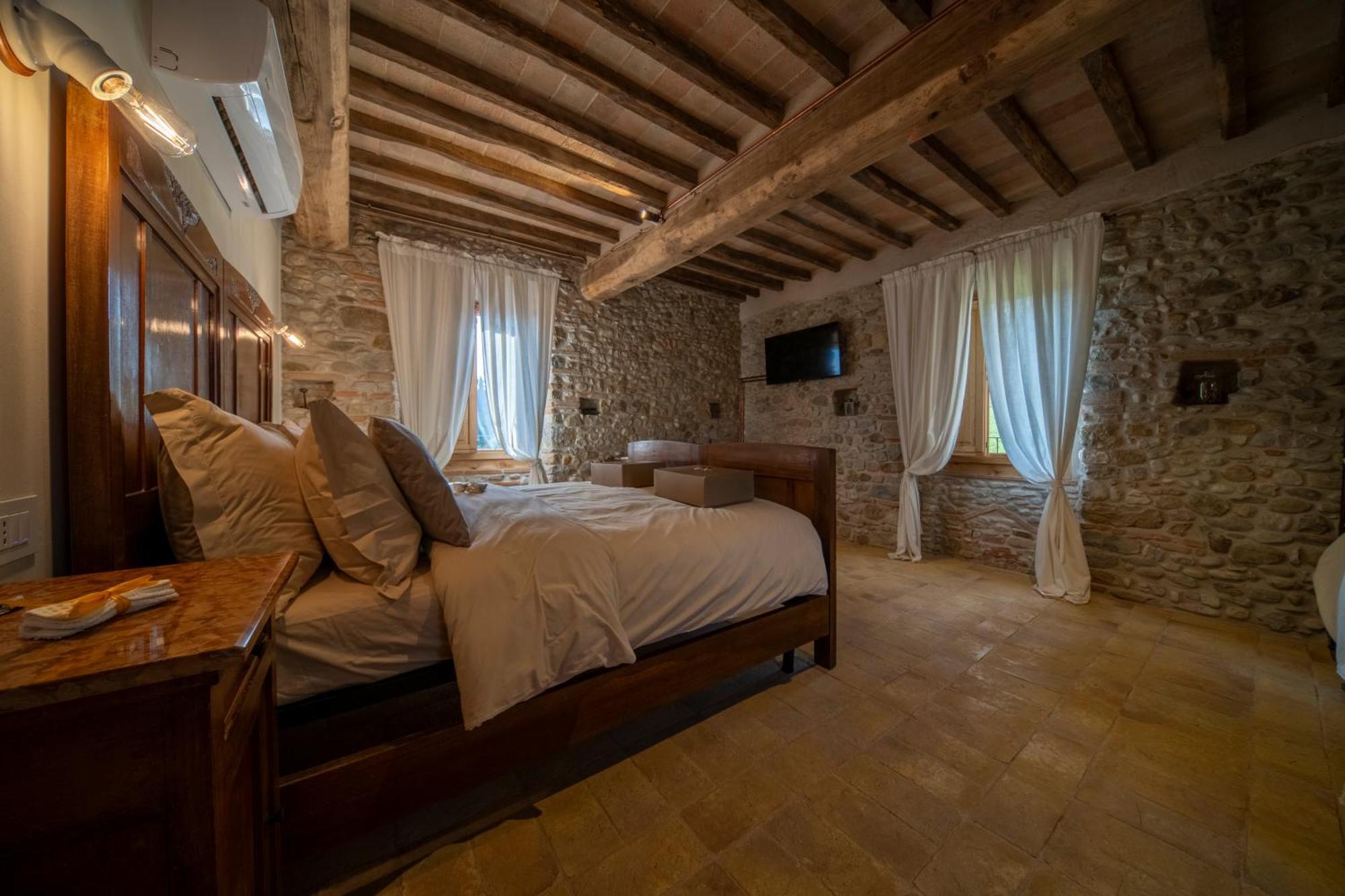Agriturismo Podere Tovari Anghiari Luaran gambar