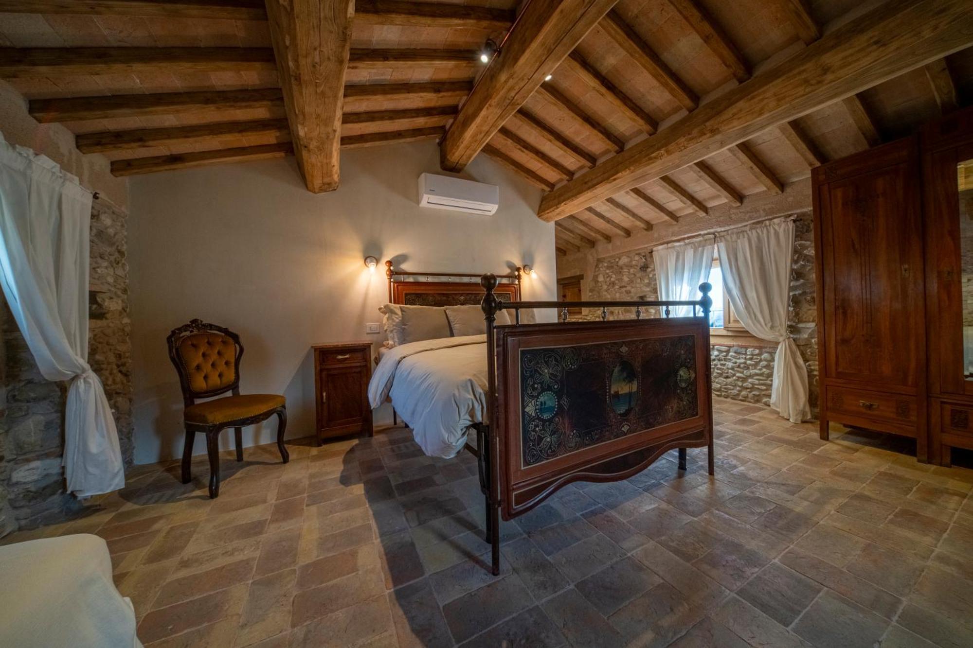 Agriturismo Podere Tovari Anghiari Luaran gambar