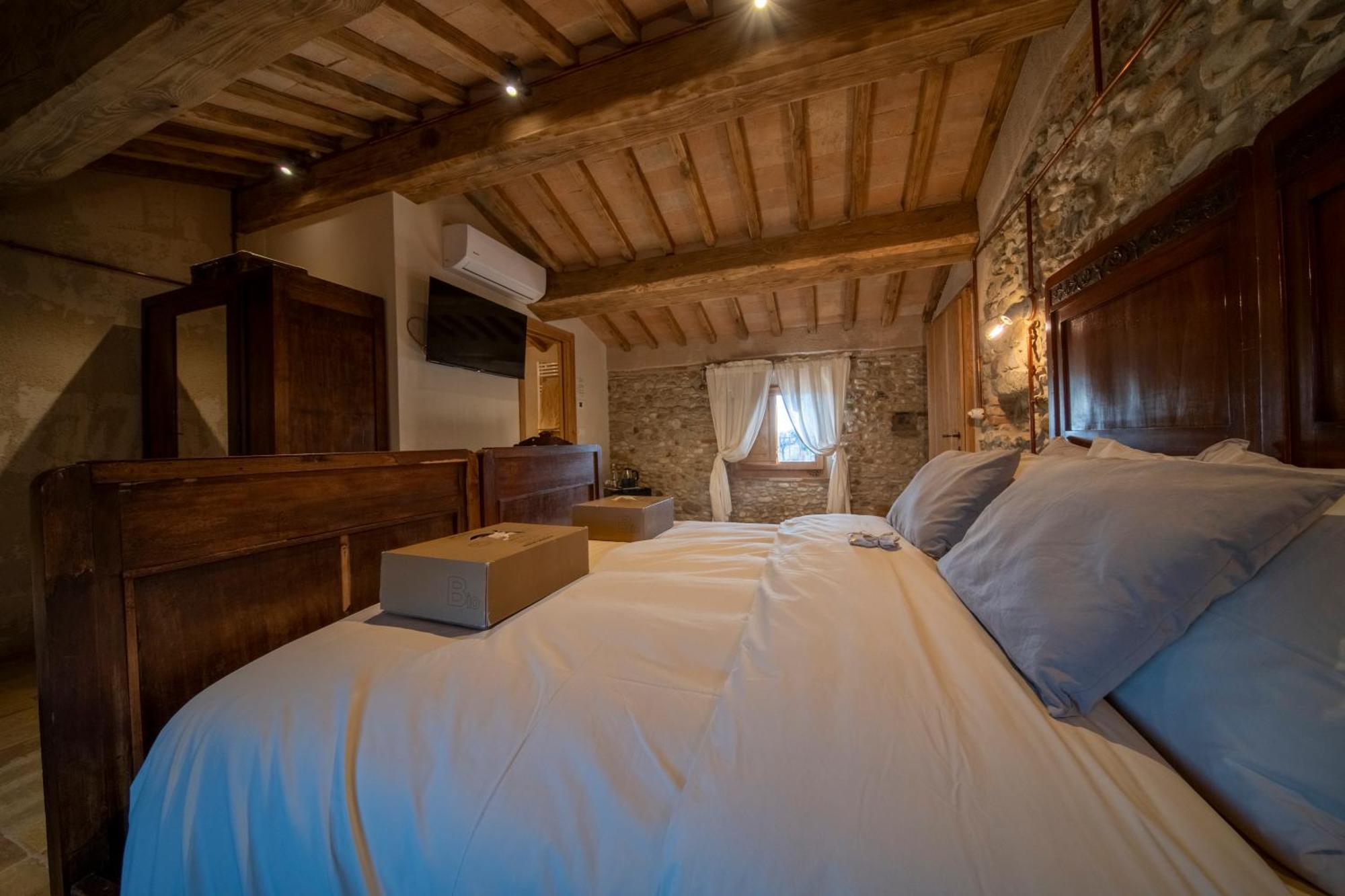 Agriturismo Podere Tovari Anghiari Luaran gambar