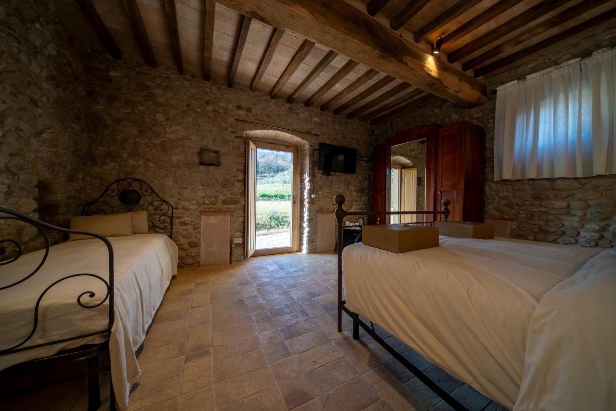 Agriturismo Podere Tovari Anghiari Luaran gambar